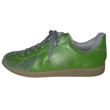 画像をギャラリービューアに読み込む, GERMAN TRAINER <KHAKI>