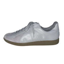 画像をギャラリービューアに読み込む, GERMAN TRAINER <GRAY>