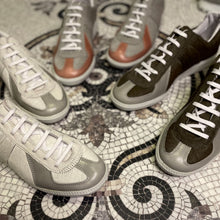 画像をギャラリービューアに読み込む, GERMAN TRAINER 1183 【KABUKI-STYLE】 <BEIGE×KHAKI>