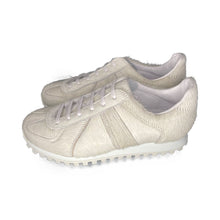 Load image into Gallery viewer, GERMAN TRAINER MARATHON type <WHITE>