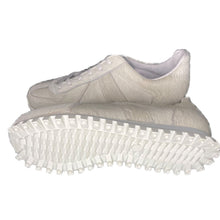 Load image into Gallery viewer, GERMAN TRAINER MARATHON type <WHITE>