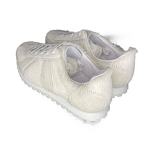 Load image into Gallery viewer, GERMAN TRAINER MARATHON type <WHITE>