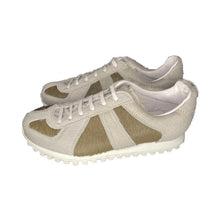 Load image into Gallery viewer, GERMAN TRAINER MARATHON type <WHITE>