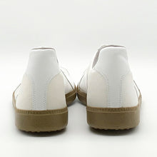 Load image into Gallery viewer, [Limited quantity / pre-order sale] GERMAN TRAINER 1183 CORDURA &lt;WHITE&gt;
